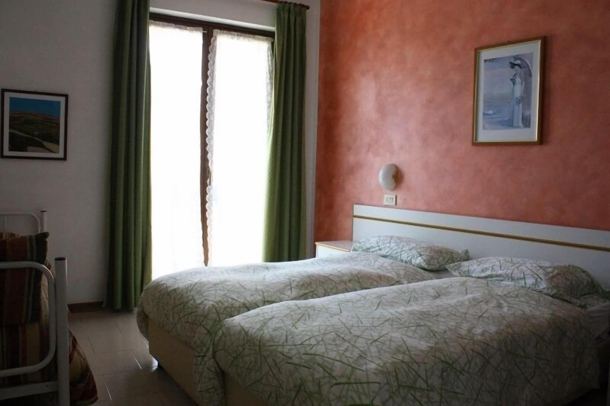 Stella D'Oro - Hotel & Apartments Tremosine Buitenkant foto